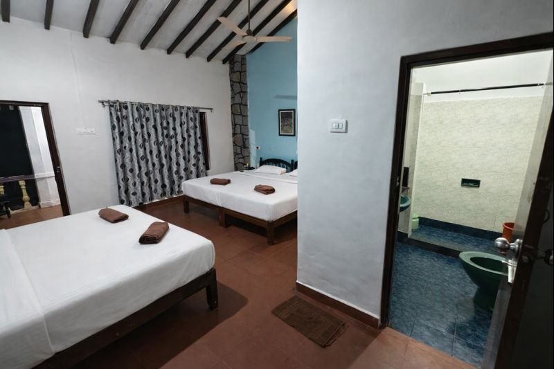 4 Sharing Non AC Room